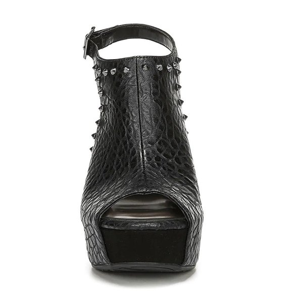 Carlos by Carlos Santana  - Marcia City Sandals - Picture 2 of 4